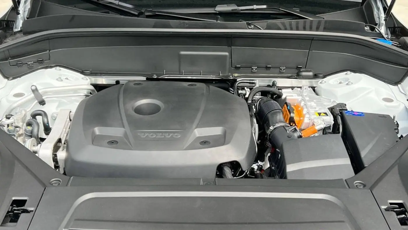 2025 Volvo XC90 YV4H60PG9S1378459