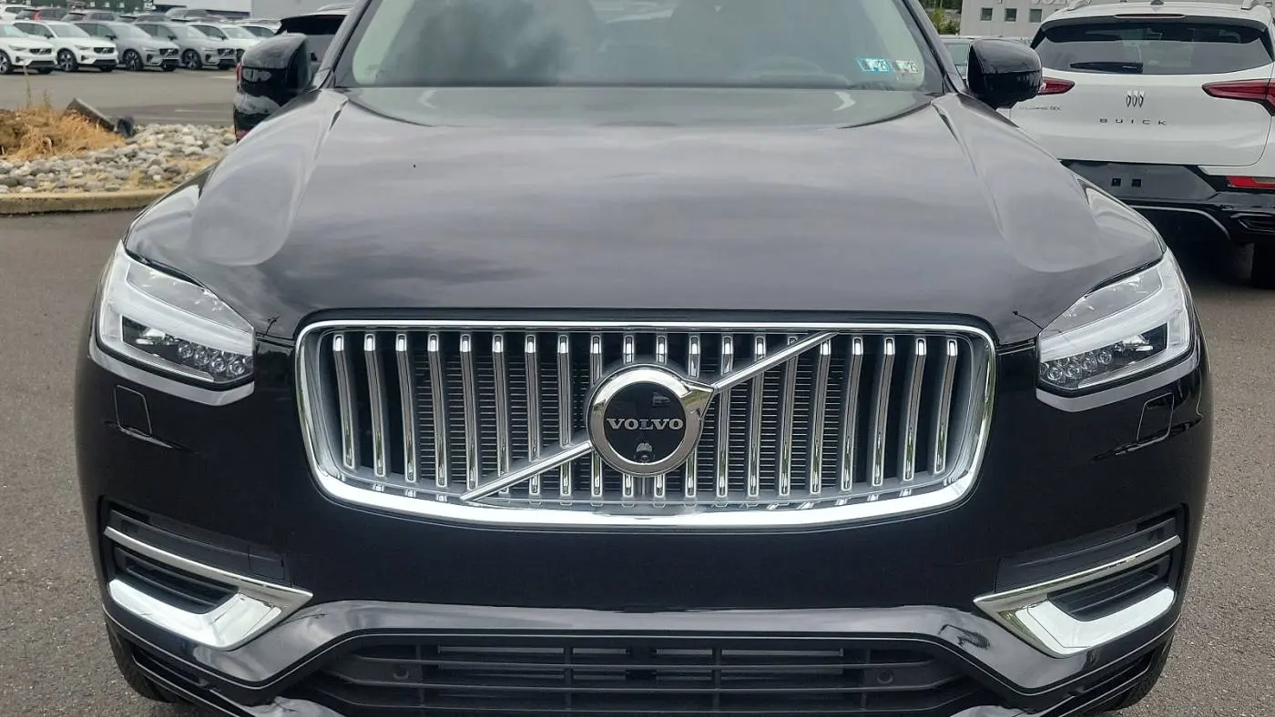 2025 Volvo XC90 YV4H60PF7S1315321