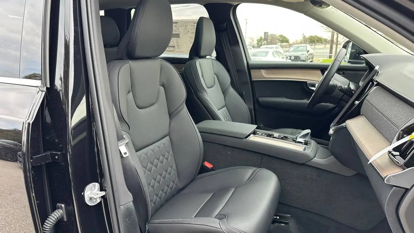 2025 Volvo XC90 YV4H60PB6S1359596