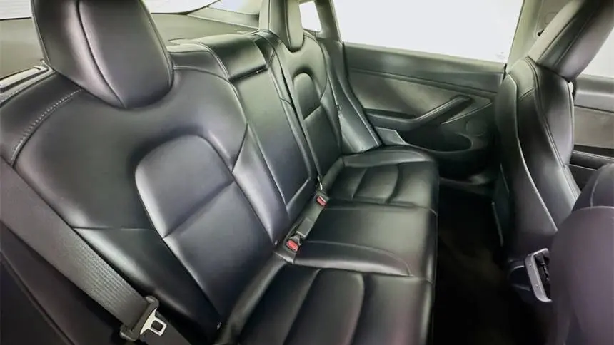 2022 Tesla Model 3 5YJ3E1EA9NF370748
