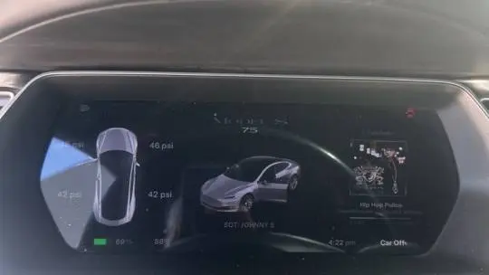 2017 Tesla Model S 5YJSA1E10HF212181