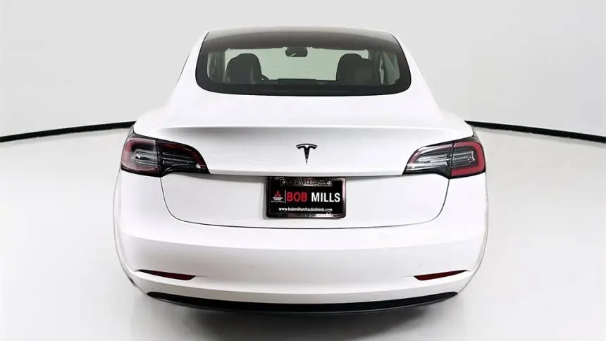 2022 Tesla Model 3 5YJ3E1EA9NF370748