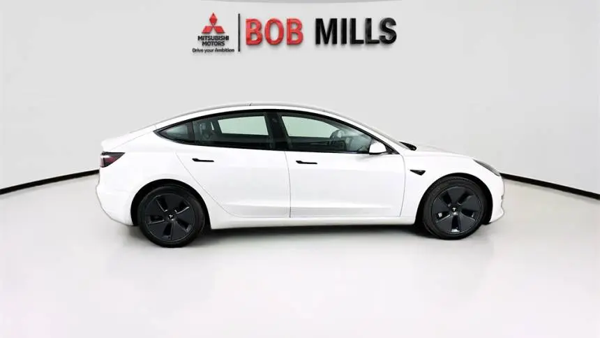 2022 Tesla Model 3 5YJ3E1EA9NF370748