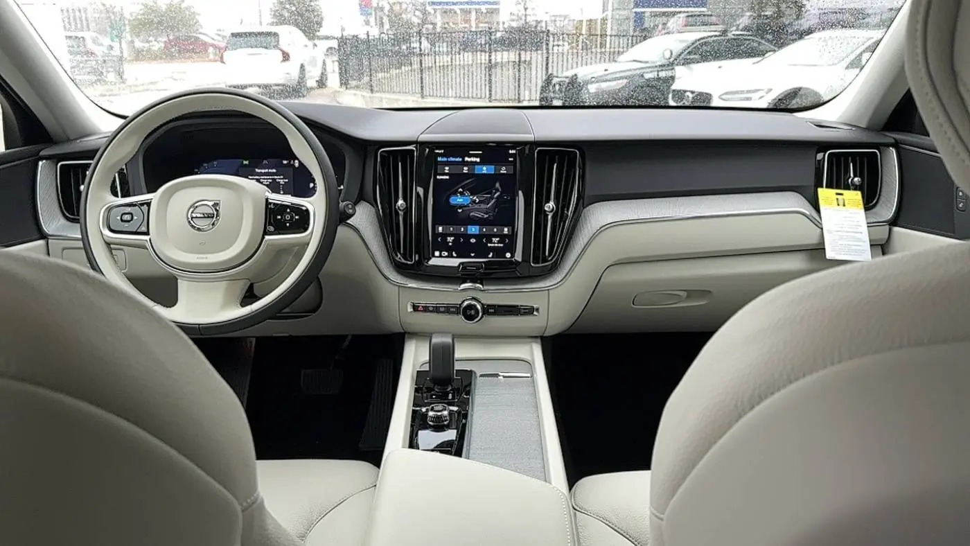 2025 Volvo XC60 YV4H60RC7S1159896