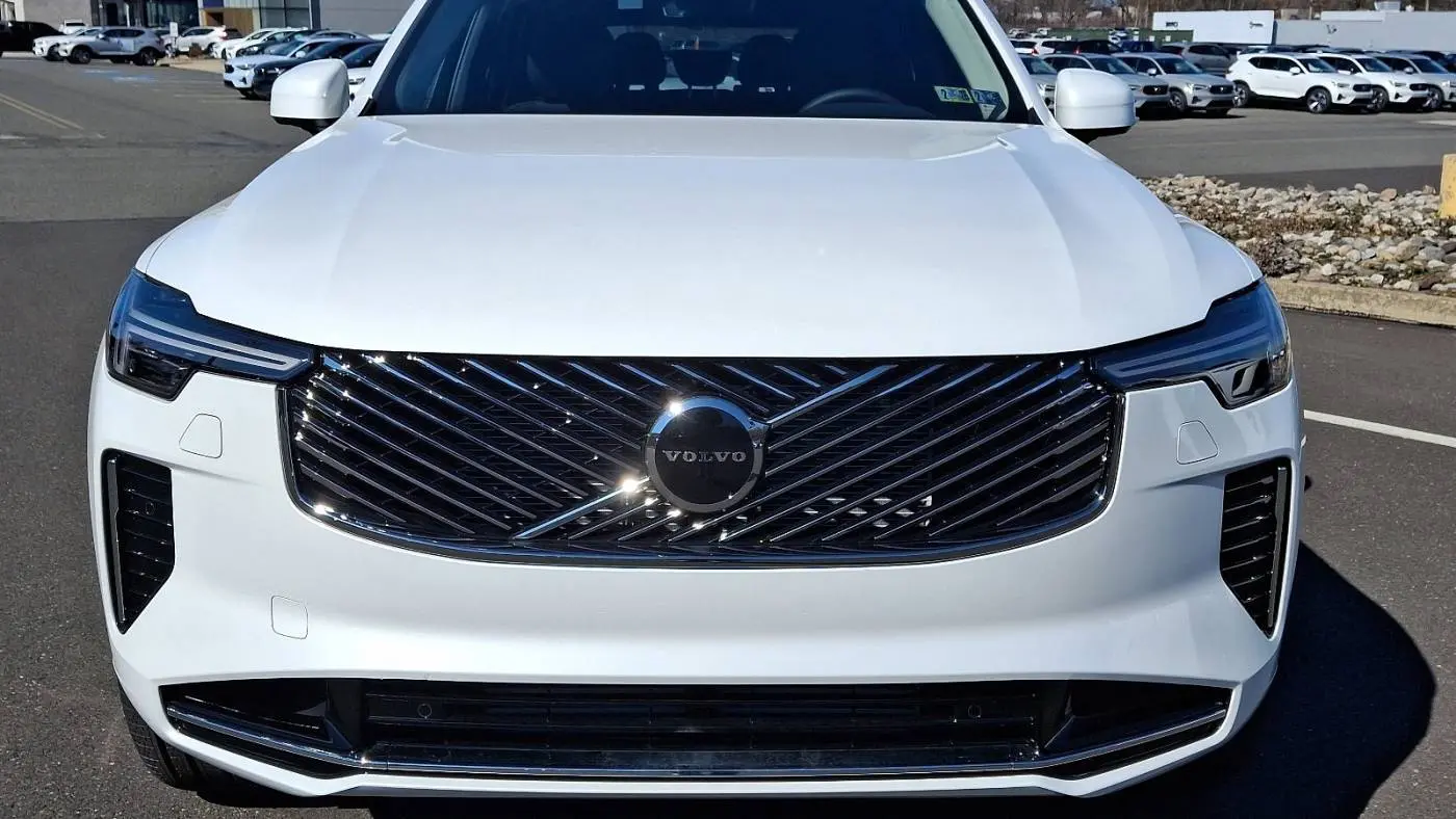 2025 Volvo XC90 YV4H60PA7S1357945
