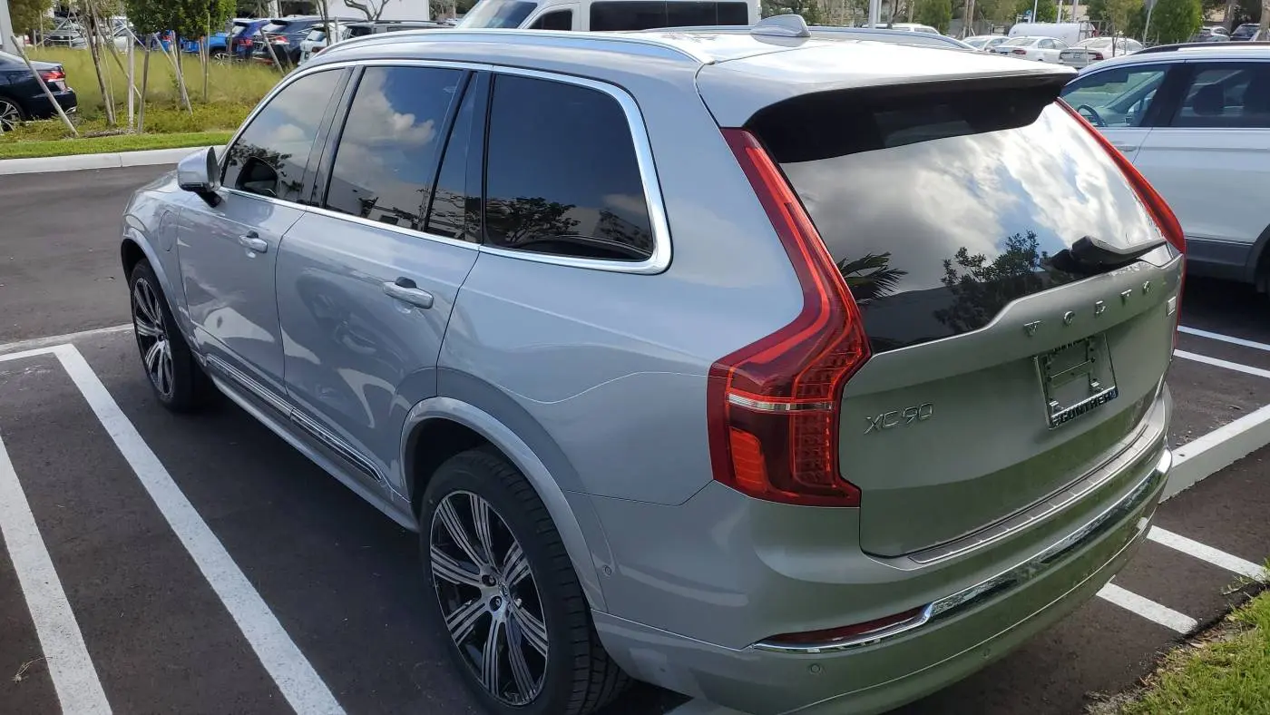 2023 Volvo XC90 YV4H60CN0P1965225