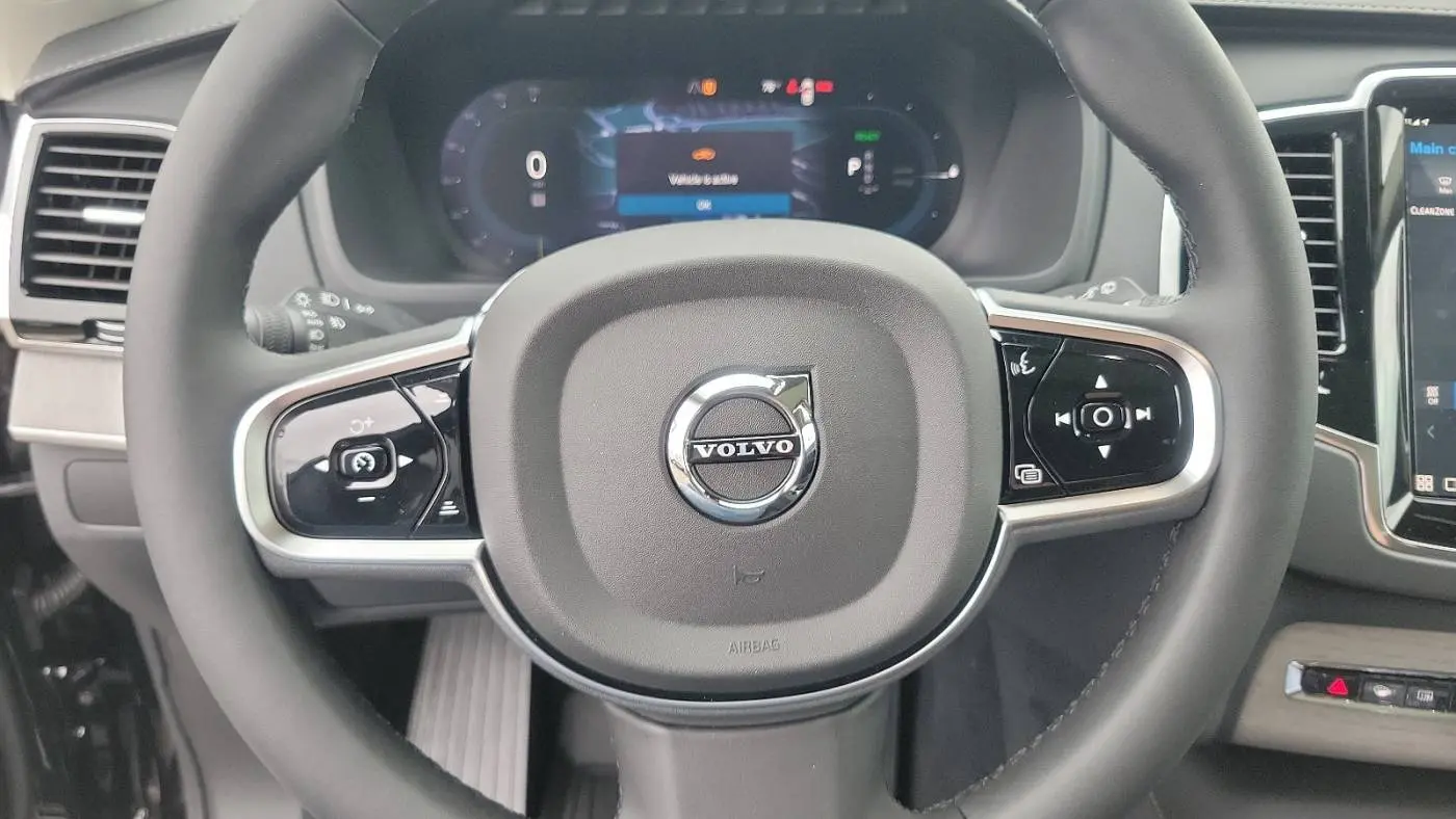 2025 Volvo XC90 YV4H60PF7S1315321