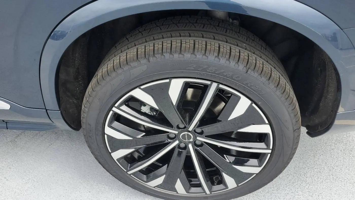 2025 Volvo XC90 YV4H60PG4S1379390