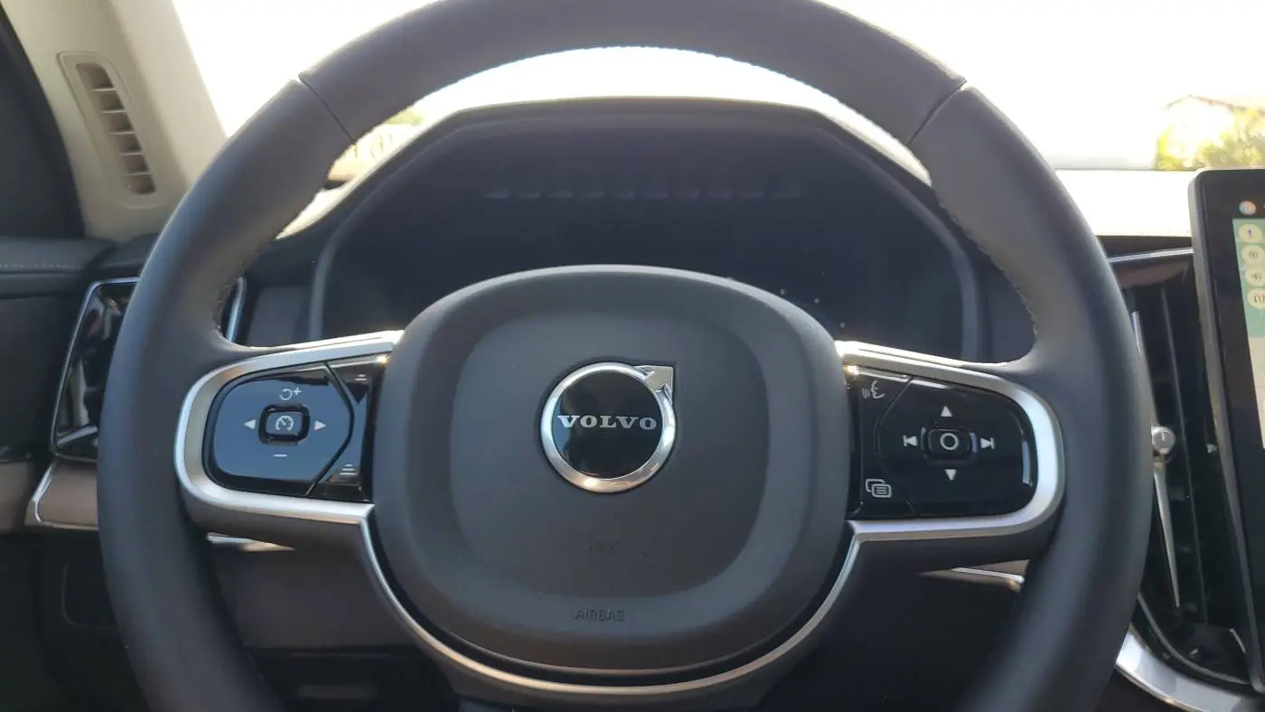 2025 Volvo XC90 YV4H60PA9S1367084