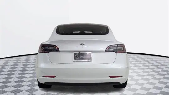 2023 Tesla Model 3 5YJ3E1EA1PF473617