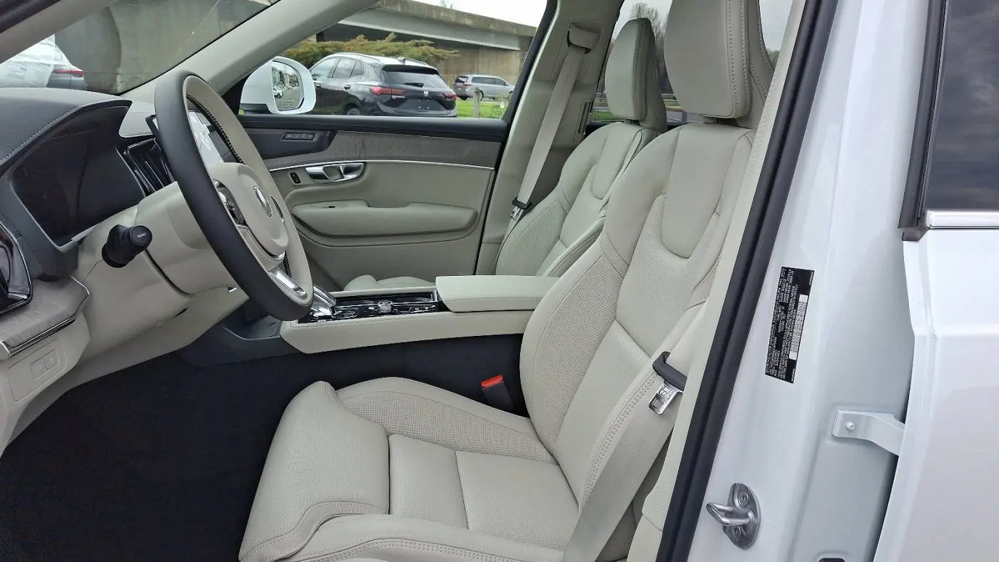 2025 Volvo XC90 YV4H60PG6S1375499
