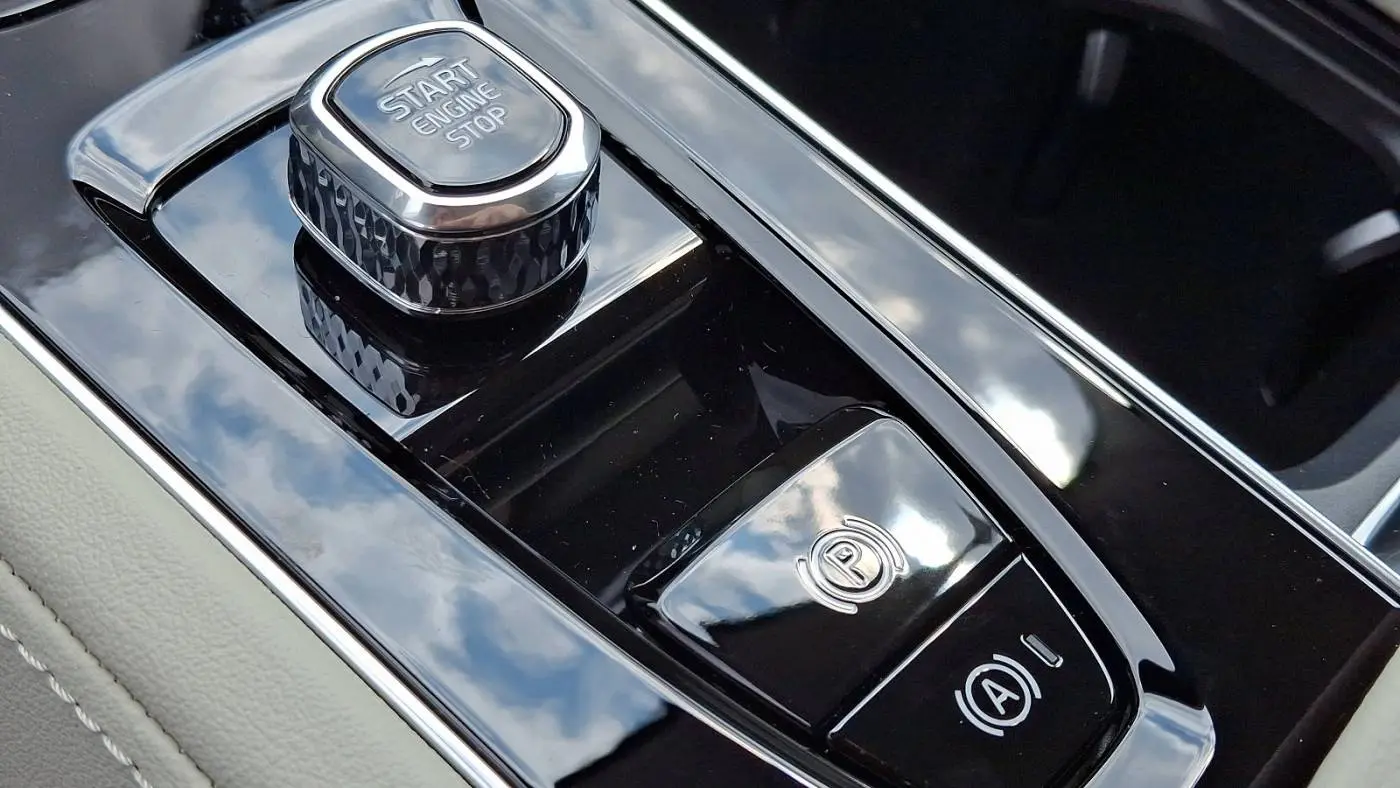 2025 Volvo XC90 YV4H60PG6S1375499