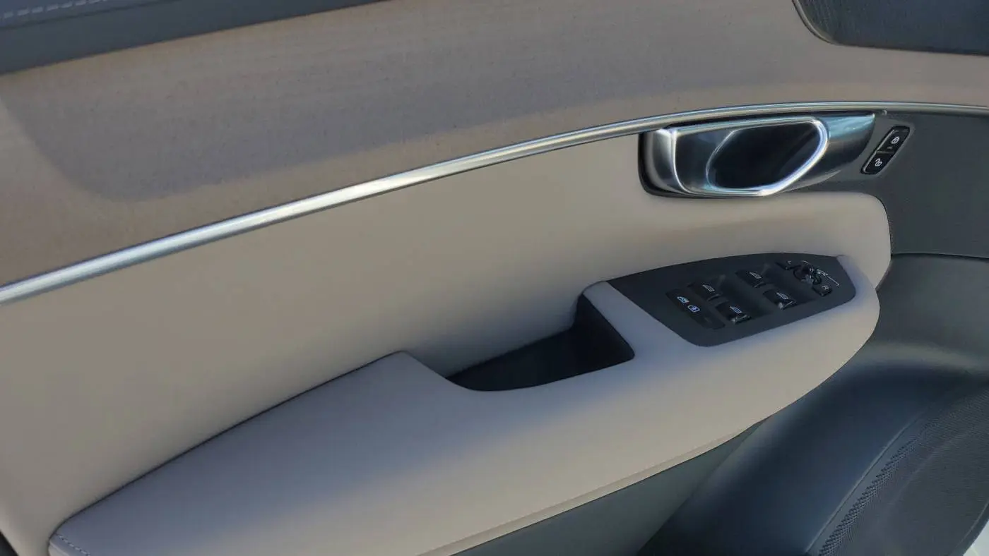 2025 Volvo XC90 YV4H60PB2S1379201