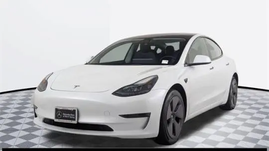 2023 Tesla Model 3 5YJ3E1EA1PF473617