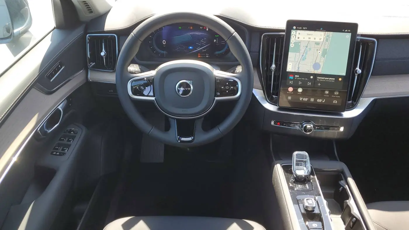 2025 Volvo XC90 YV4H60PA9S1367084