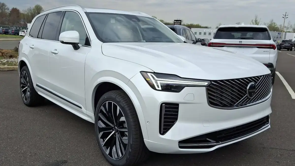 2025 Volvo XC90 YV4H60PG6S1375499