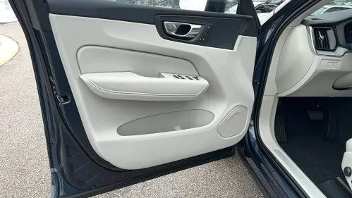 2025 Volvo XC60 YV4H60RC7S1159896