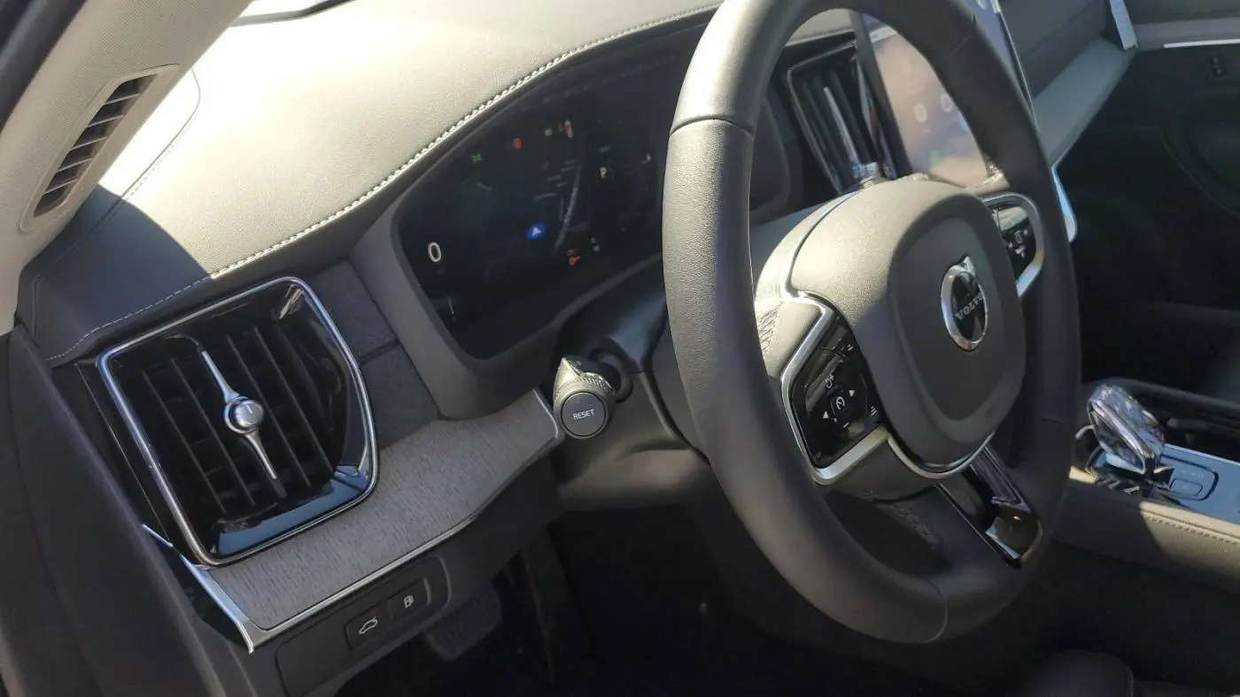 2025 Volvo XC90 YV4H60PG2S1364080