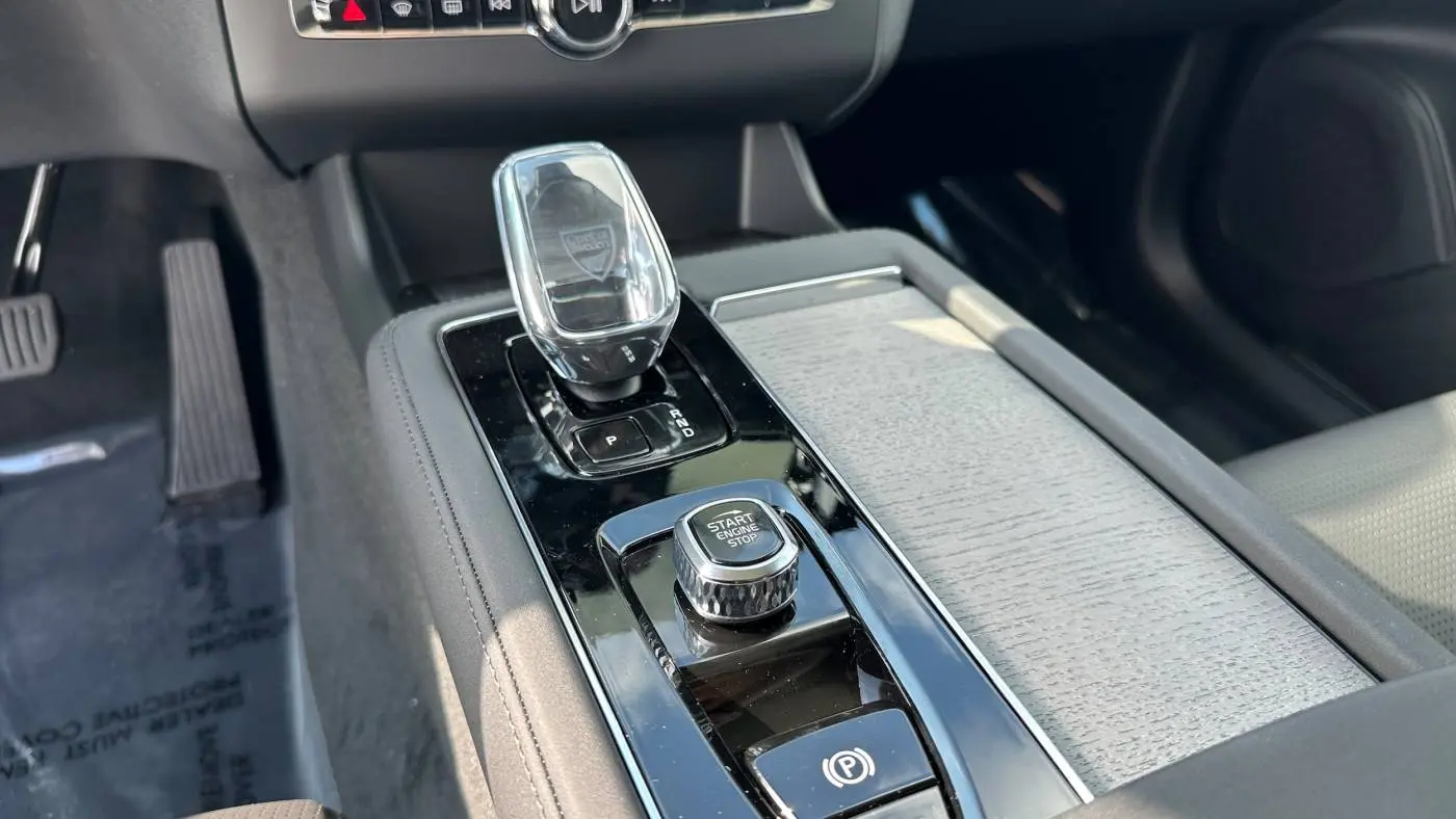 2025 Volvo XC90 YV4H60PG5S1354577