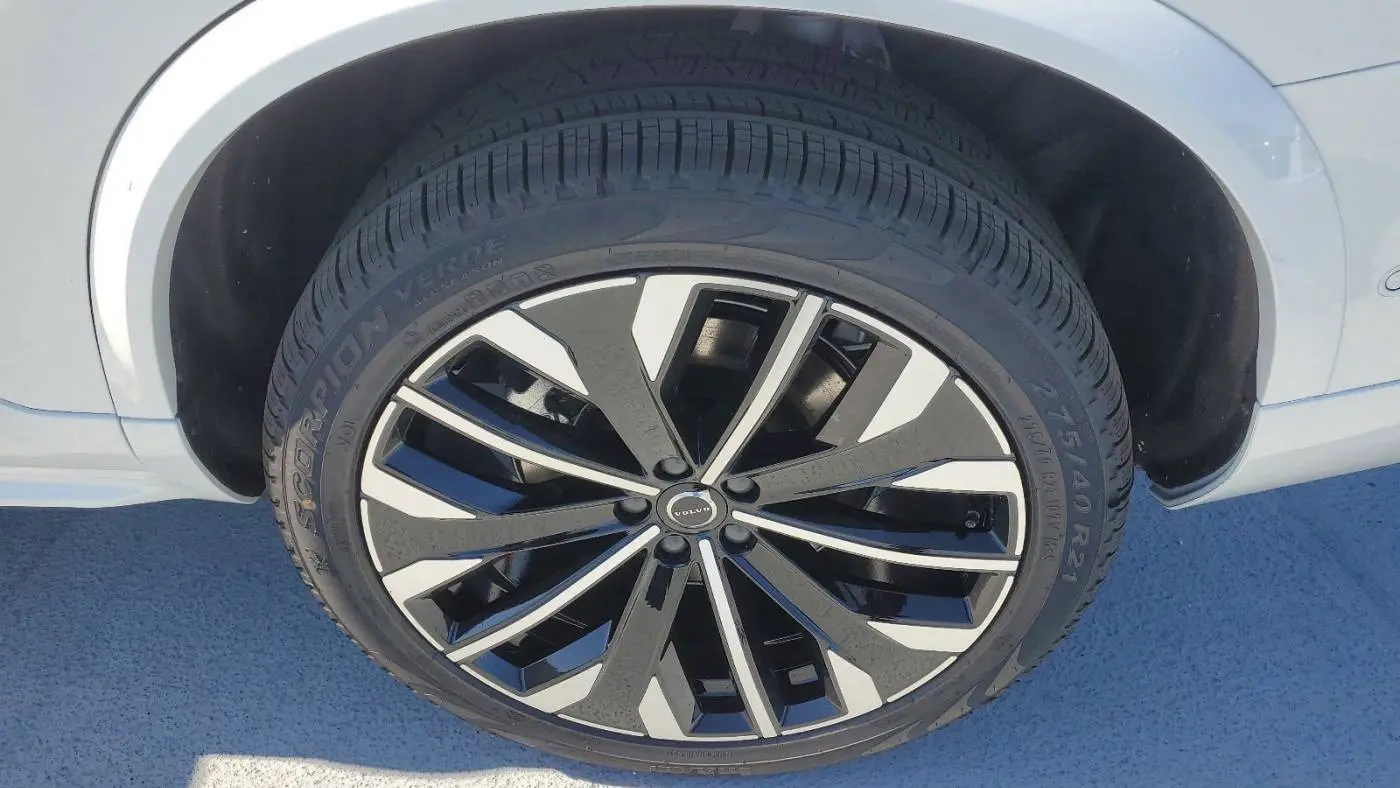 2025 Volvo XC90 YV4H60PG2S1364080