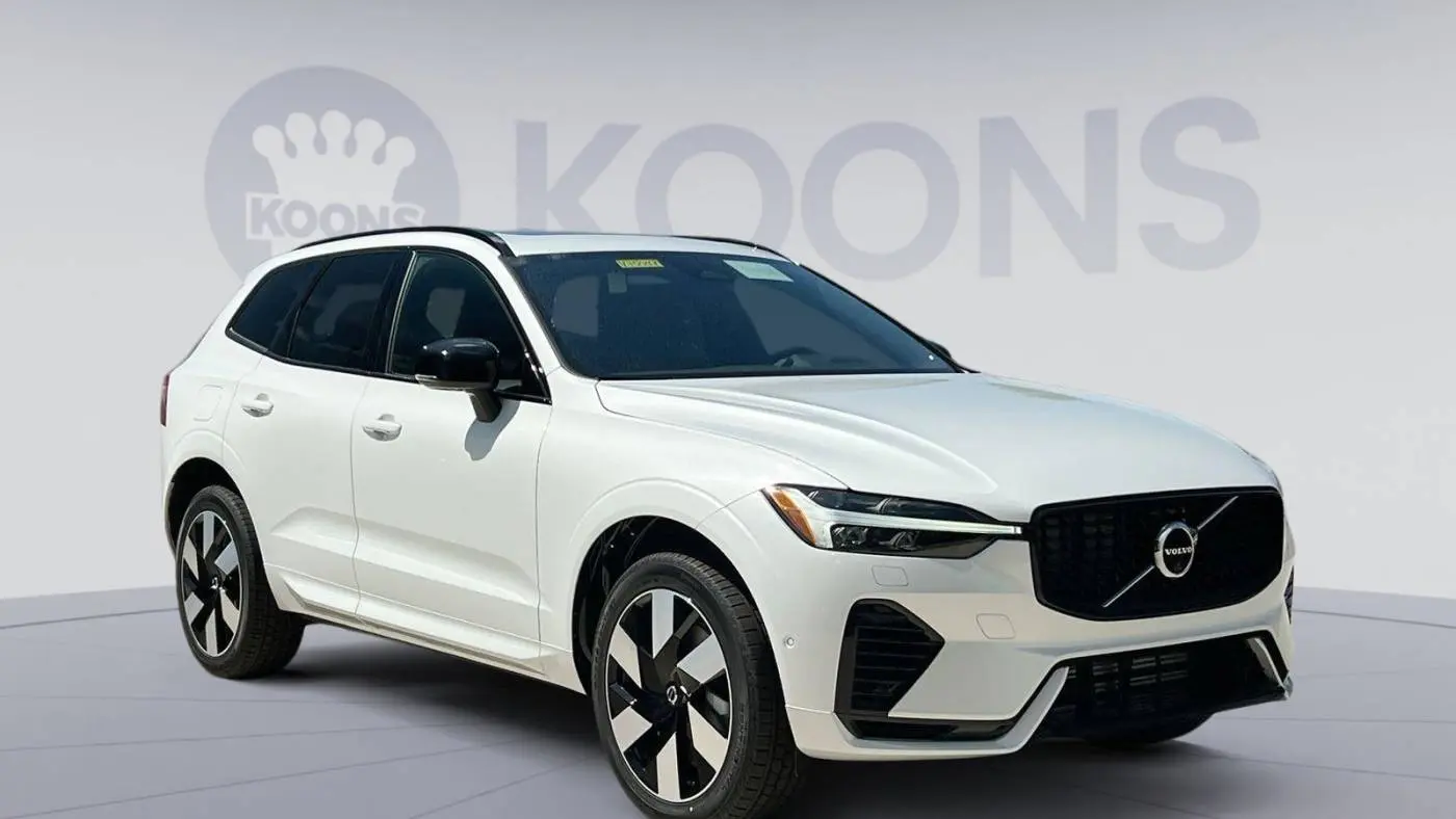 2025 Volvo XC60 YV4H60RC9S1018313