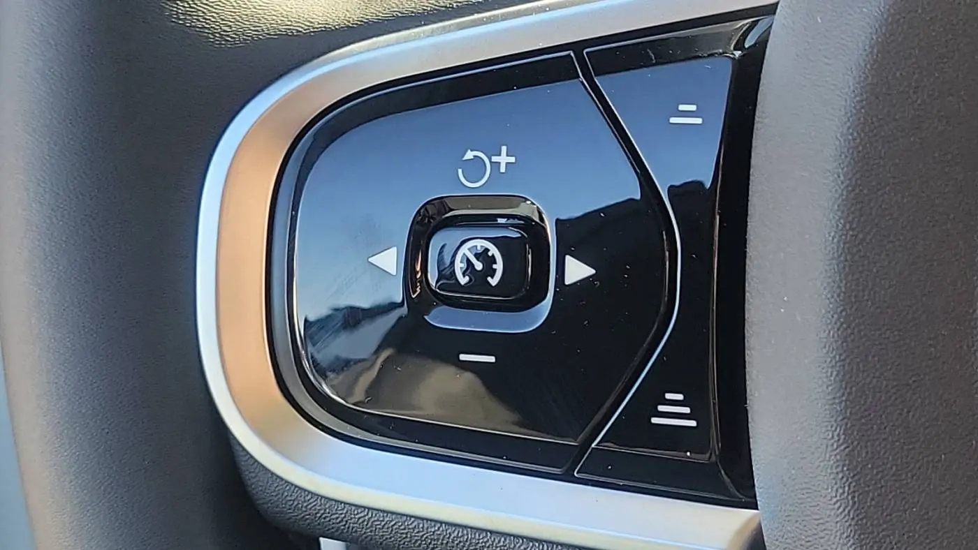 2025 Volvo XC60 YV4H60RC6S1073978