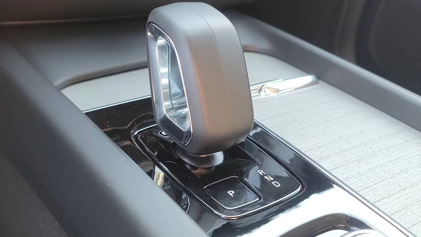 2025 Volvo XC60 YV4H60RC6S1073978