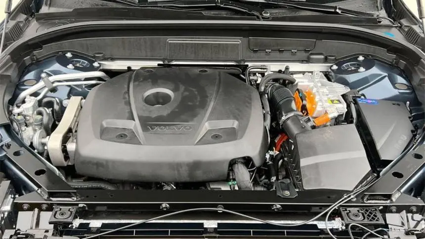 2025 Volvo XC60 YV4H60RC9S1067690