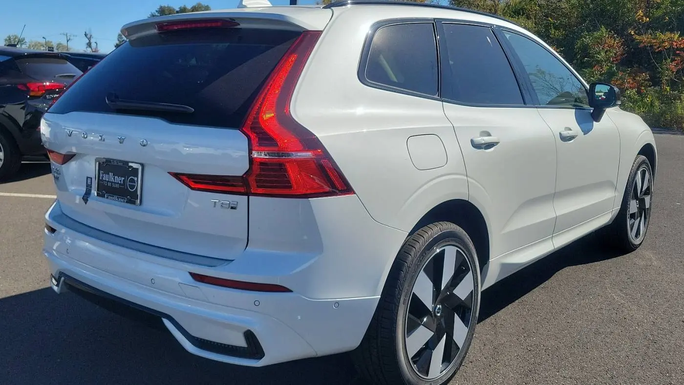 2025 Volvo XC60 YV4H60RC6S1073978