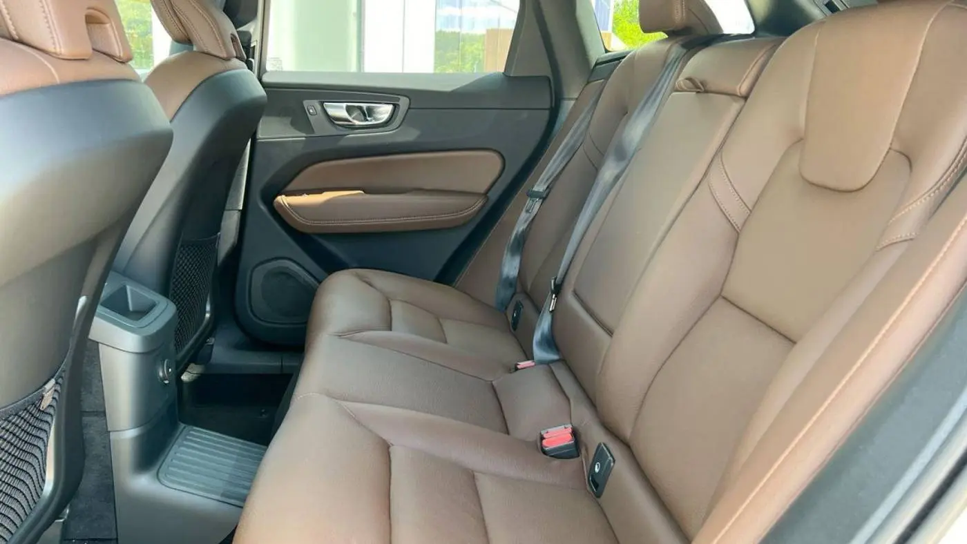 2025 Volvo XC60 YV4H60RC9S1018313