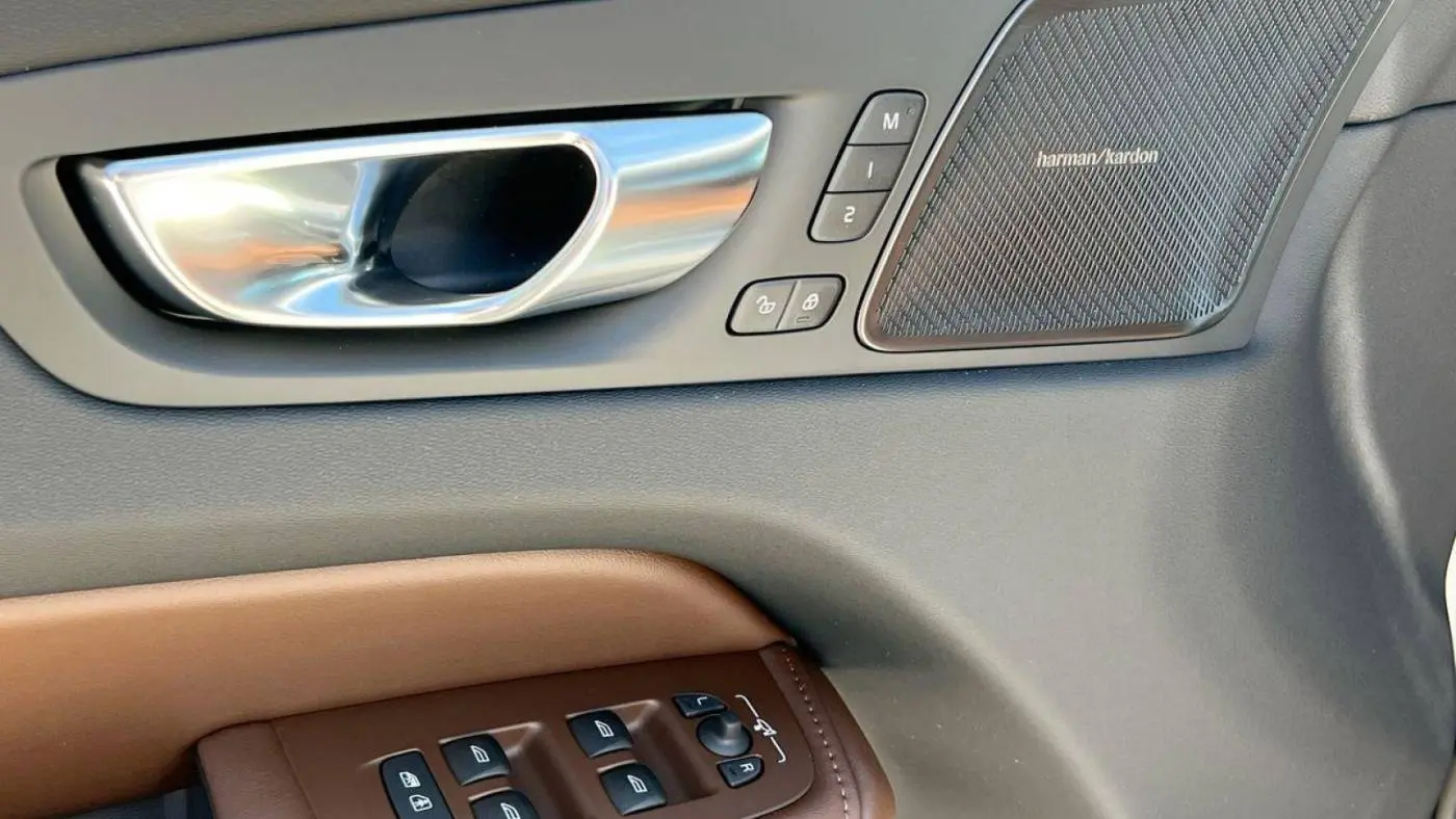 2025 Volvo XC60 YV4H60RC9S1018313