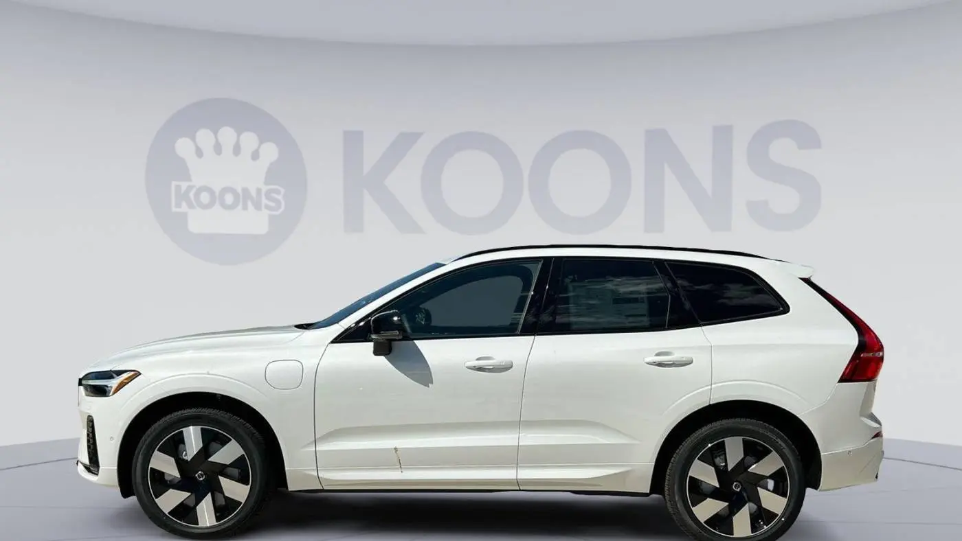 2025 Volvo XC60 YV4H60RC9S1018313