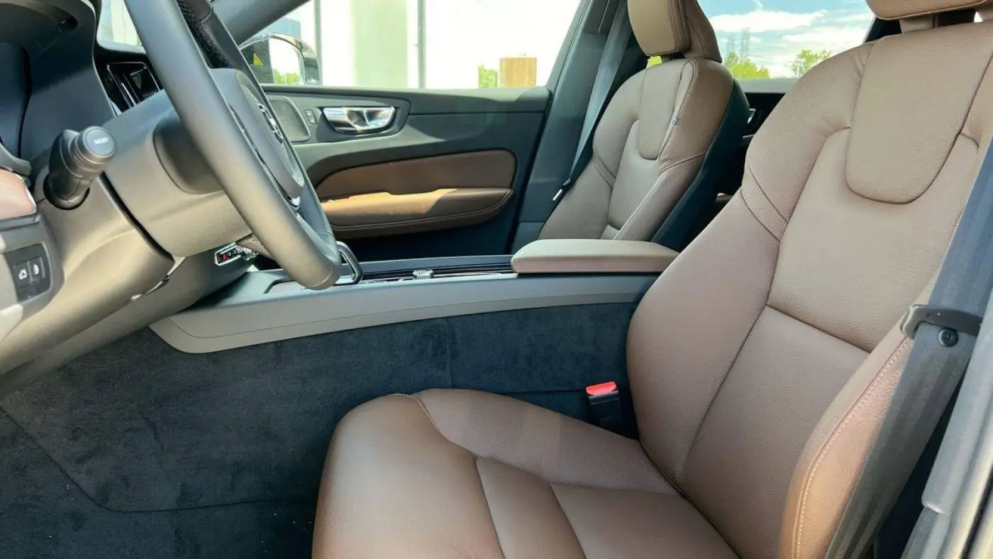 2025 Volvo XC60 YV4H60RC9S1018313