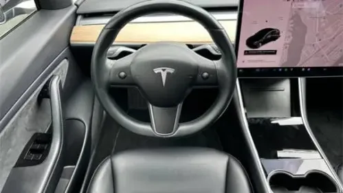 2018 Tesla Model 3 5YJ3E1EB2JF082587