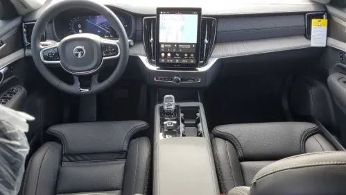 2025 Volvo XC90 YV4H60PG3S1352035