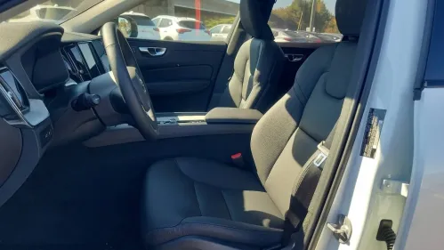 2025 Volvo XC60 YV4H60RC6S1073978