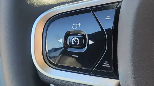2025 Volvo XC60 YV4H60RC6S1073978