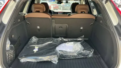 2025 Volvo XC60 YV4H60RC9S1018313