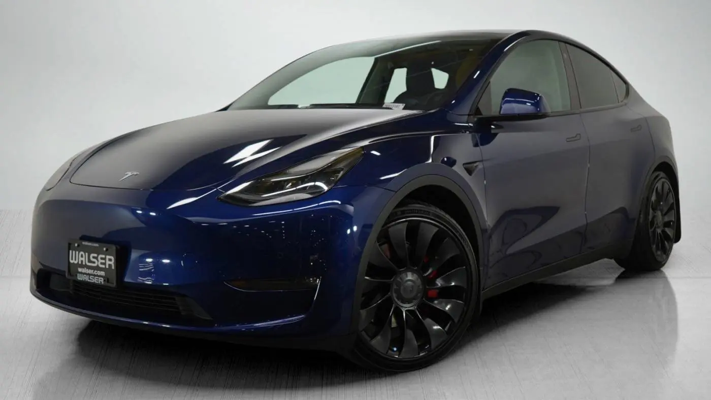 2022 Tesla Model Y 7SAYGDEF8NF454558