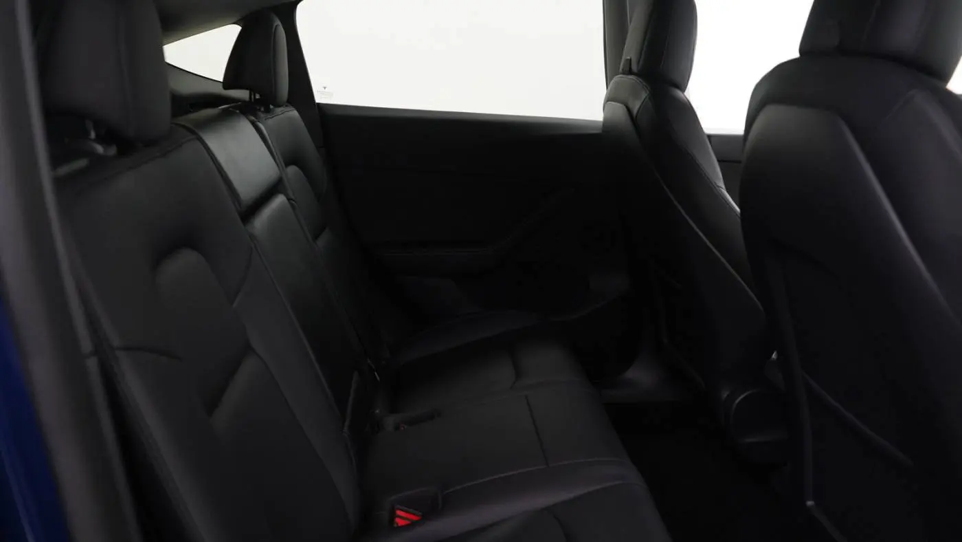 2022 Tesla Model Y 7SAYGDEF8NF454558