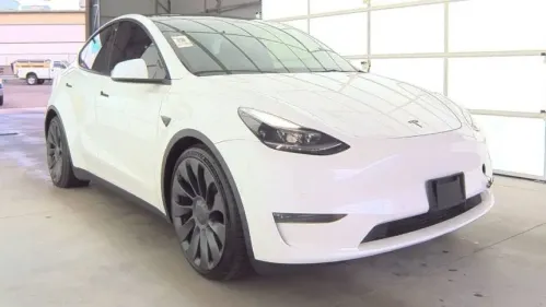 2022 Tesla Model Y 7SAYGDEF5NF367409