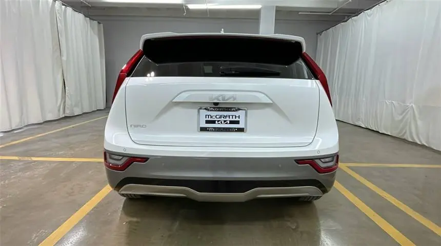 2023 Kia NIRO EV KNDCT3L17P5075950