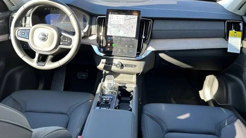 2025 Volvo XC90 YV4H60PB8S1351449