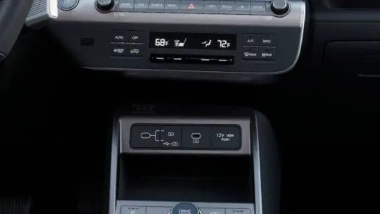 2025 Hyundai Kona Electric KM8HC3A64SU027787