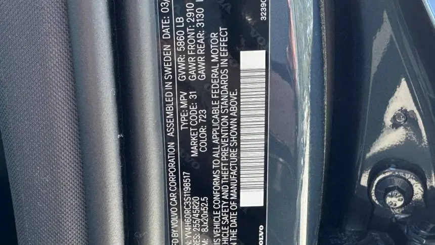 2025 Volvo XC60 YV4H60RC3S1198517