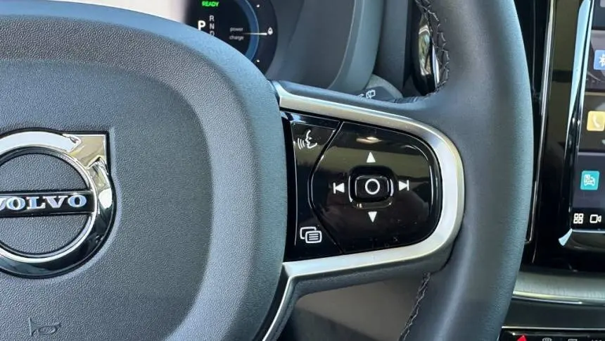 2025 Volvo XC60 YV4H60RC3S1198517