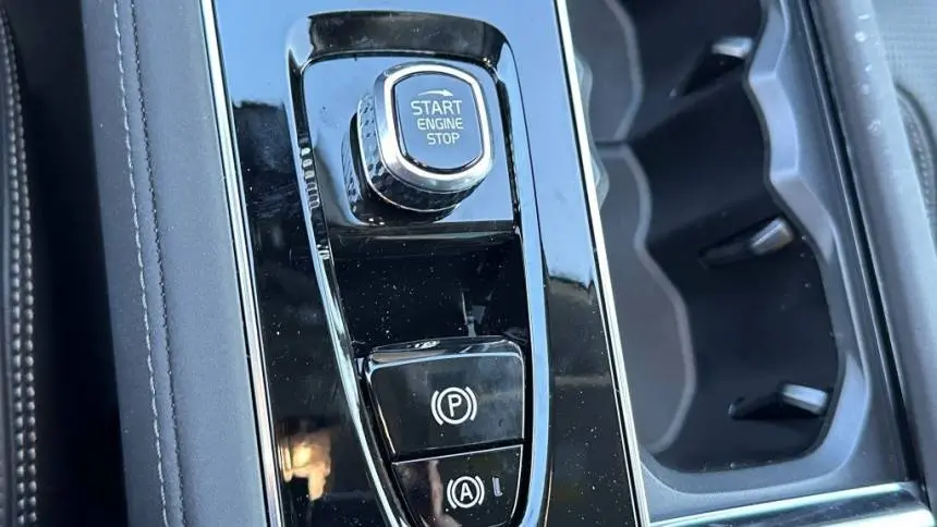 2025 Volvo XC90 YV4H60PG6S1358010