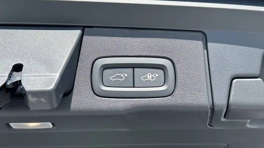 2025 Volvo XC60 YV4H60RCXS1197977