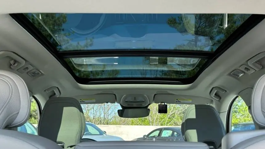 2025 Volvo XC60 YV4H60RCXS1197977