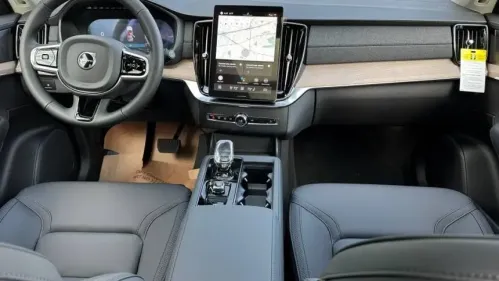 2025 Volvo XC90 YV4H60PB3S1371995
